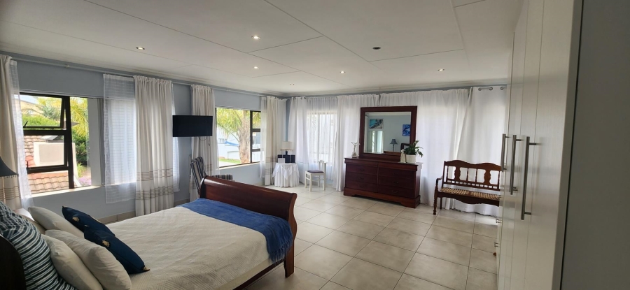 3 Bedroom Property for Sale in Reebok Western Cape